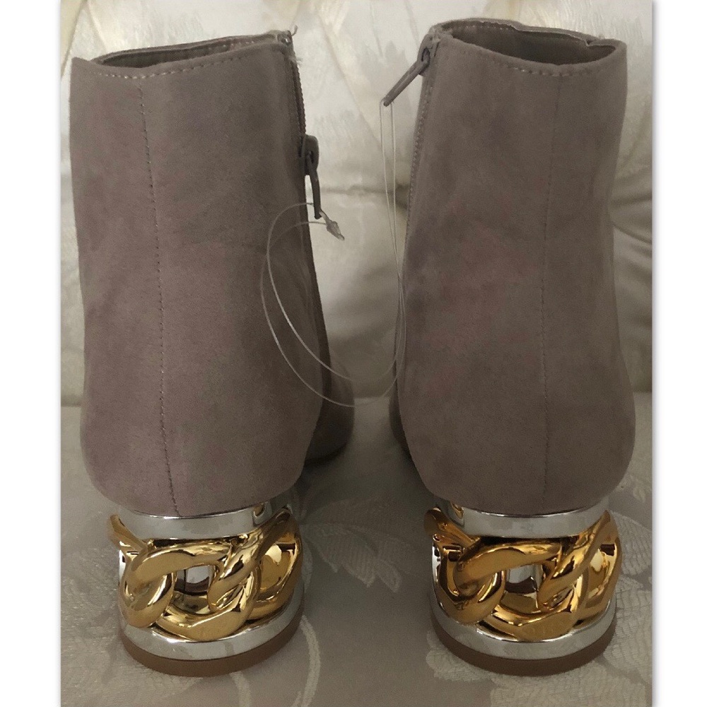 GOLD/SILVER CHAIN LINK HEEL BOOT - Picture 2 of 3